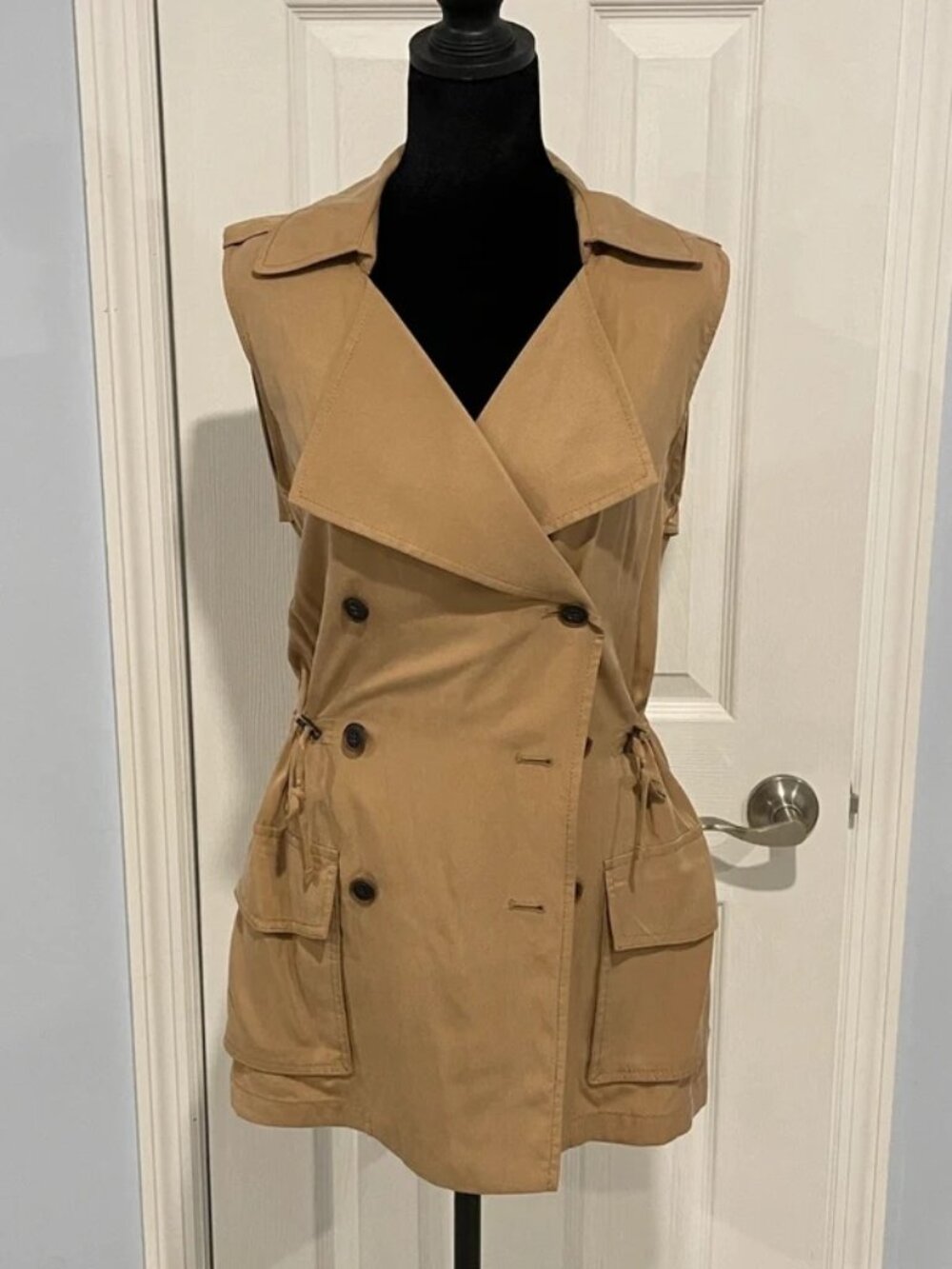 Banana Republic Women's Khaki Tan Double-Breasted Sleeveless Trench Vest XS
